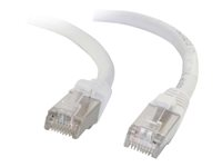 C2G Cat5e Non-Booted Shielded (STP) Network Patch Cable - Patchkabel - RJ-45 (han) til RJ-45 (han) - 20 m - STP - CAT 5e - formet - hvid 83888