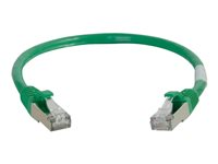 C2G Cat5e Booted Shielded (STP) Network Patch Cable - Patchkabel - RJ-45 (han) til RJ-45 (han) - 15 m - STP - CAT 5e - formet - grøn 83836