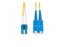 StarTech.com 2m (6ft) LC to SC (UPC) OS2 Single Mode Duplex Fiber Optic Cable, 9/125µm, Laser Optimized, 10G, Bend Insensitive, Low Insertion Loss - LSZH Fiber Patch Cord (SMLCSC-OS2-2M) - Patchkabel - LC/UPC enkelttilstand (han) til SC/UPC enkelttilstand (han) - 2 m - 2 m. - 2 mm - fiberoptik - duplex - 9 / 125 micron - OS1/OS2 - halogenfri, passiv - gul SMLCSC-OS2-2M