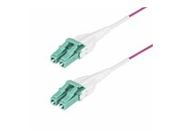 StarTech.com 3m (10ft) LC/LC (UPC) OM4 Multimode Fiber Optic Cable, OFNR - Patchkabel - LC/UPC duplex multi-mode (han) til LC/UPC duplex multi-mode (han) - 3 m. - 1.6 mm - fiberoptik - duplex - 50 / 125 my - OM4 - OFNR - lus - erika-violet OM4RLCLC3M