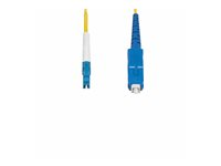StarTech.com 3m (9.8ft) LC to SC (UPC) OS2 Single Mode Simplex Fiber Optic Cable, 9/125µm, Laser Optimized, 40G/100G, Bend Insensitive, Low Insertion Loss - LSZH Fiber Patch Cord (SPSMLCSC-OS2-3M) - Patchkabel - LC/UPC enkelttilstand (han) til SC/UPC enkelttilstand (han) - 3 m - 3 m. - 2 mm - fiberoptik - simplex - 9 / 125 micron - OS1/OS2 - halogenfri, passiv, tovejs - gul SPSMLCSC-OS2-3M