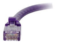 C2G Cat5e Booted Unshielded (UTP) Network Patch Cable - Patchkabel - RJ-45 (han) til RJ-45 (han) - 2 m - UTP - CAT 5e - formet, knastfri, strenget - lilla 83661